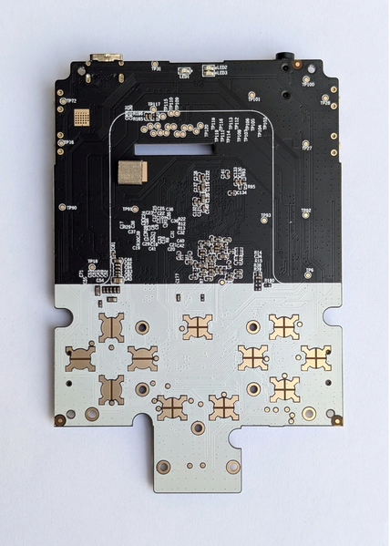 File:BATLEXP G350 Internals 6.webp